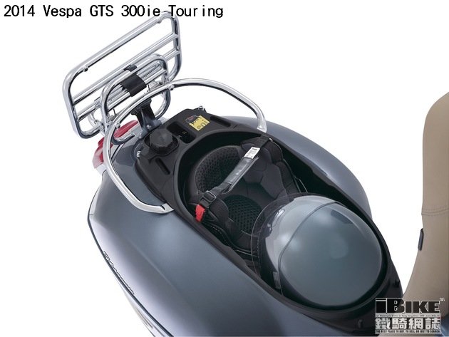 vespa-gts-super-sport-300-absasr-60-2 full