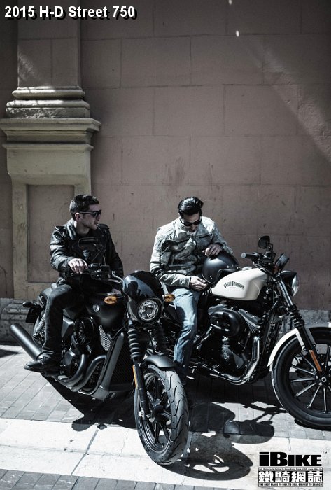 la-nuova-gamma-2015-di-harley-davidson-sempre-piu-ricca-e-completa-2440