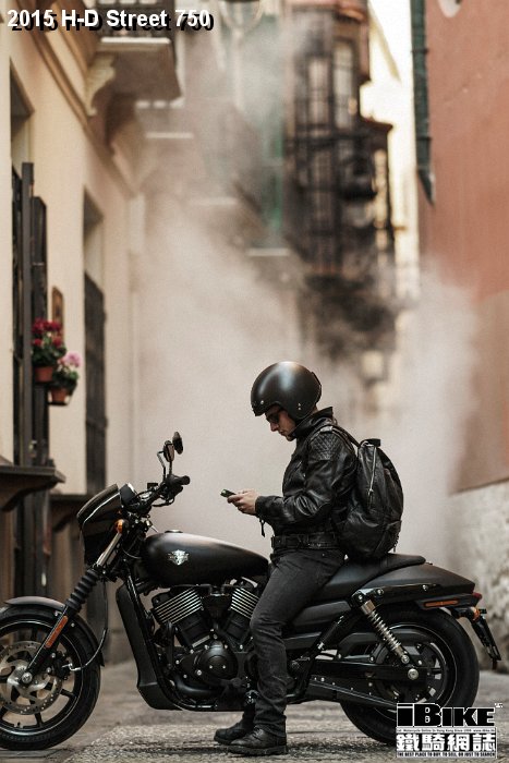 la-nuova-gamma-2015-di-harley-davidson-sempre-piu-ricca-e-completa-2449