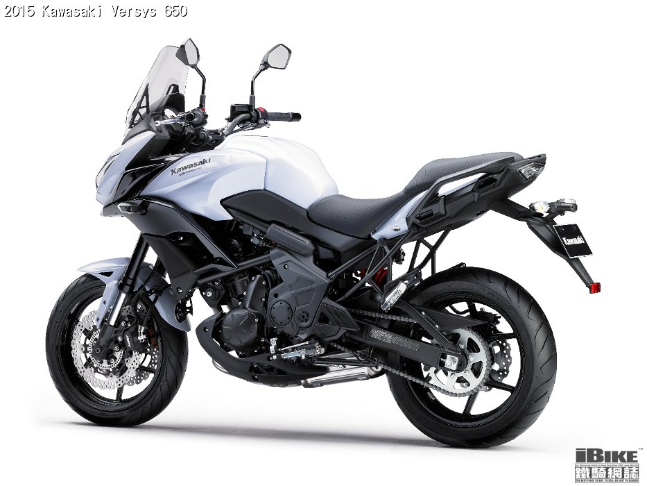 intermot-2014-news-kawasaki-svela-nuova-versys-650-per-il-2015-hi 15kle650f 44swhtdlb00d c