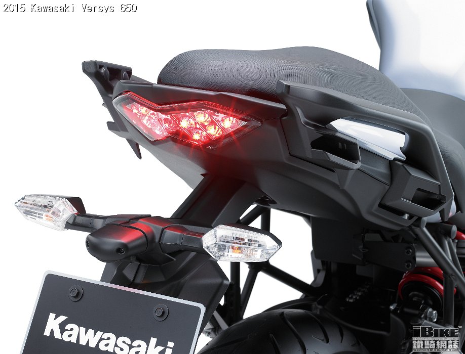 intermot-2014-news-kawasaki-svela-nuova-versys-650-per-il-2015-hi 15kle650f 44swhtftl00d c