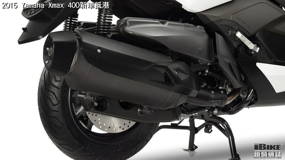 2015-Yamaha-X-MAX-400-EU-Absolute-White-Detail-014