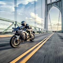 17 ZX1000XHFA GY3 33962-1