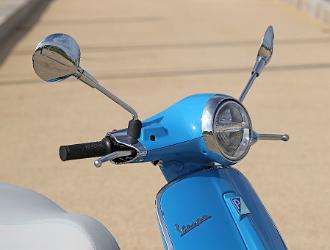 11-vespa-primavera-125-50-anniversario